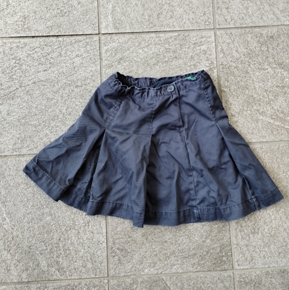 Girls GAP Kids Size 7 Reg Solid Navy Blue Pleated Skirt Adjustable Waist Cotton - Picture 2 of 9